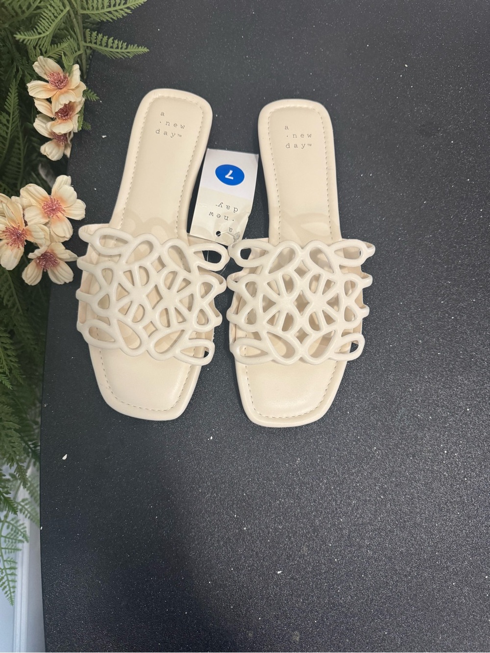 & Other Stories Cream Loop-Detail Slide Sandals